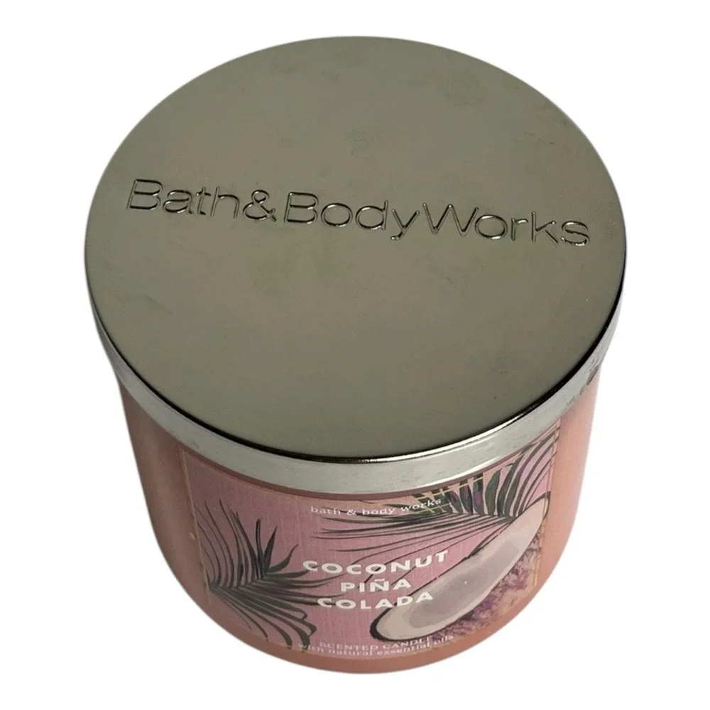Bath & Body Works this candle